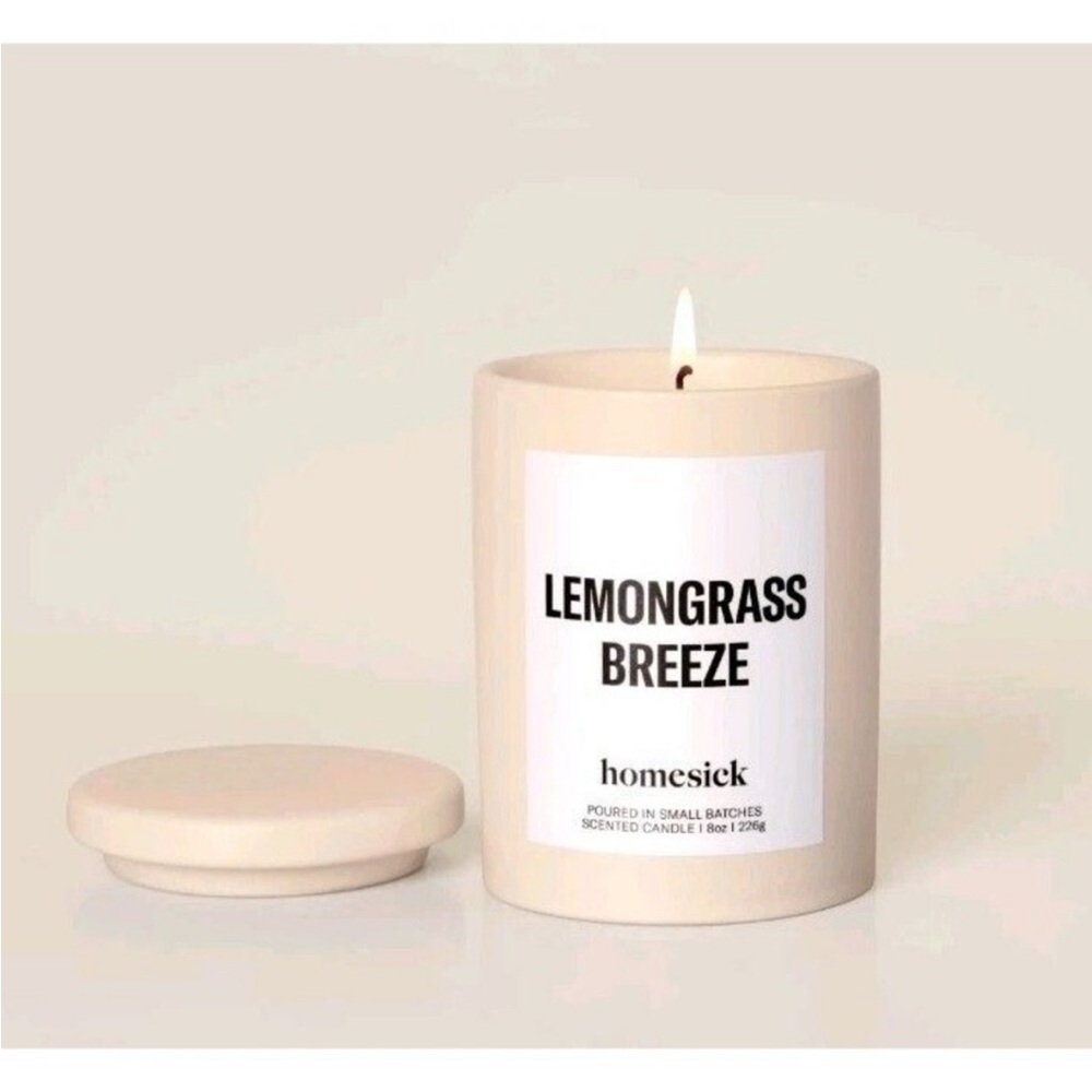 Homesick Lemongrass Breeze Scented Candle Natural Soy Wax Blend 8oz/226g